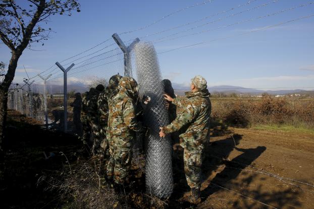 Τα Σκόπια ζητάνε ανταλλάγματα για τον φράχτη που «προστατεύει τα σύνορα της Ευρώπης»!