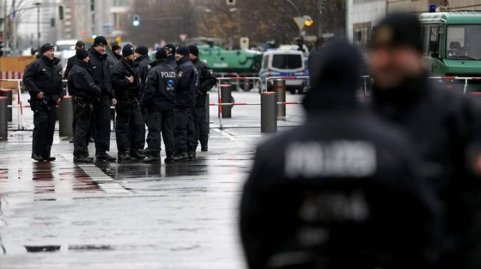 Γερμανία: Έφηβος επιχείρησε να πυροδοτήσει εκρηκτικό μηχανισμό σε υπαίθρια αγορά