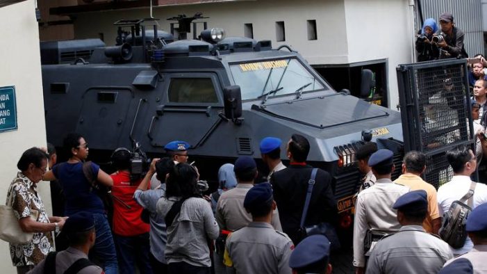 Ένοπλος τραυμάτισε παιδιά σε σχολείο της Ινδονησίας
