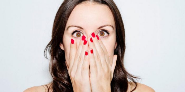 Πώς να αντιμετωπίσετε την πρωινή κακοσμία του στόματος