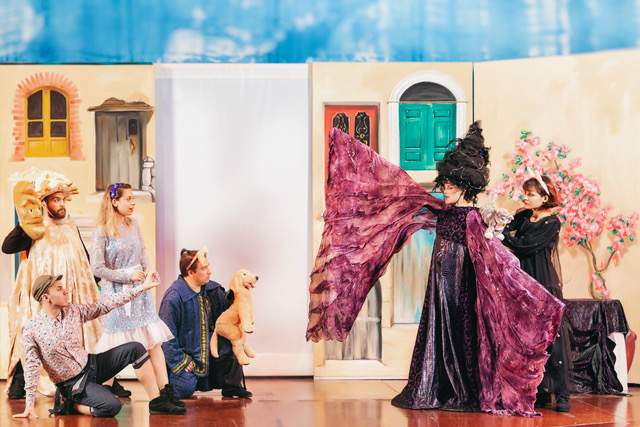 Η παράσταση «Το Γαλάζιο Πουλί» στο Άργος Ορεστικό από την Παιδική Σκηνή του Νέου Θεάτρου Θεσ/νίκης
