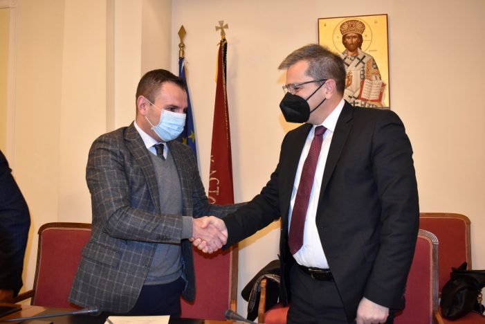 Υπογραφή Μνημονίου Συνεργασίας μεταξύ Δήμου Καστοριάς και Πανεπιστημίου Δυτικής Μακεδονίας