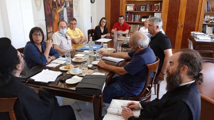 Σύσκεψη Εργασίας μεταξύ Σεβασμιώτατου Μητροπολίτη κ.κ. Καλλίνικου, Αντιπεριφερειάρχη Καστοριάς και εκπροσώπων του Ομίλου Τσάκου για θέματα της Ιεράς Μητρόπολης