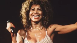 Tina Turner: Πέθανε η θρυλική τραγουδίστρια στα 83 της χρόνια