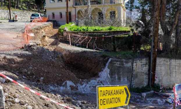 Αυτοψία  Αντιπεριφερειάρχη Δ. Σαββόπουλου στις Εργασίες που βρίσκονται σε Εξέλιξη στο Γηροκομείο Καστοριάς