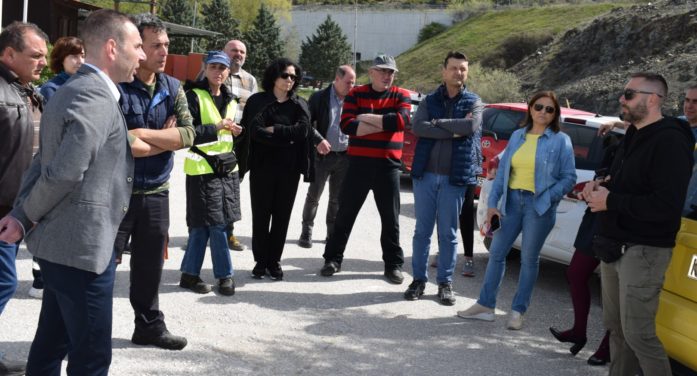 Επισκέψεις του Δημάρχου Καστοριάς Γιάννη Κορεντσίδη ενόψει του Πάσχα Επισκέψεις του Δημάρχου Καστοριάς Γιάννη Κορεντσίδη ενόψει του Πάσχα