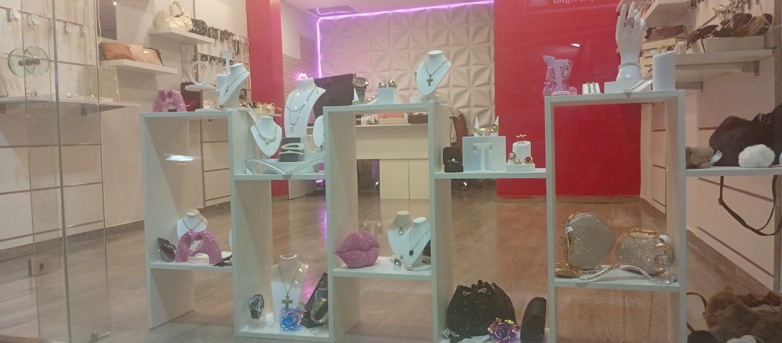 Kosmimax οικονομικά κοσμήματα