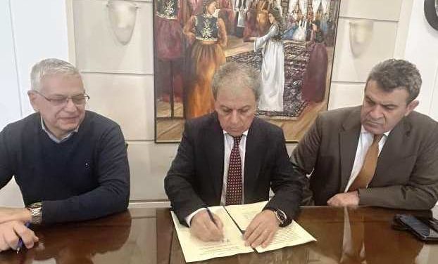 Υπεγράφη η Τροποποίηση & Παράταση του Συμβολαίου Δωρεάς των Γηπεδικών Εκτάσεων για το Βιομηχανικό Πάρκο Καστοριάς