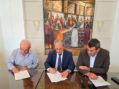 Υπογραφή σύμβασης από τον Περιφερειάρχη Γιώργο Αμανατίδη για τον καθαρισμό ρεμάτων στην Π.Ε. Καστοριάς πρ. 265.000€